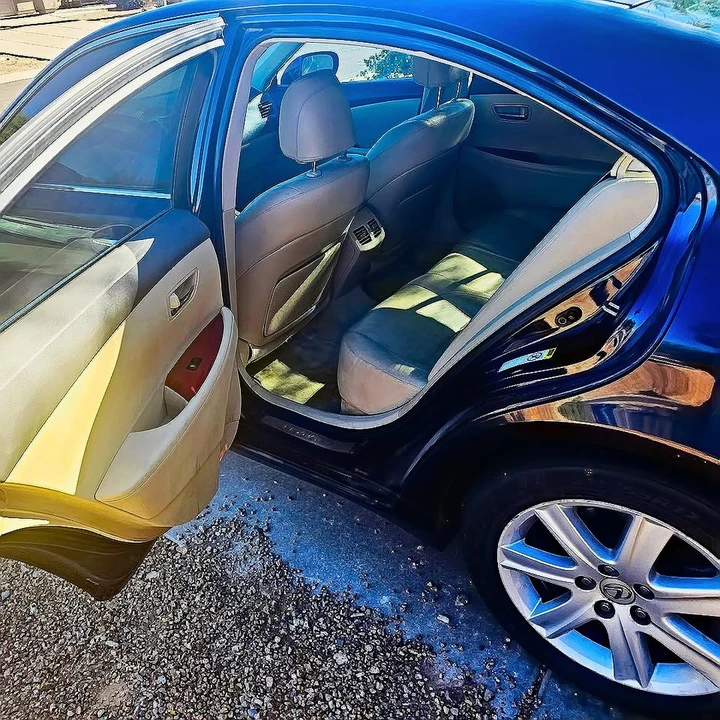 2008 Lexus ES 5th Gen - Image 11 of 18