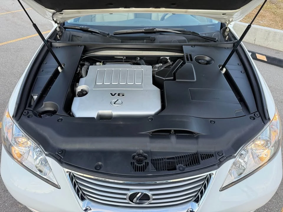 2008 Lexus ES 5th Gen - Image 10 of 16