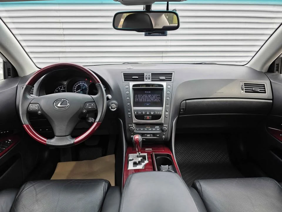 2008 Lexus GS 3rd Gen - Image 10 of 20