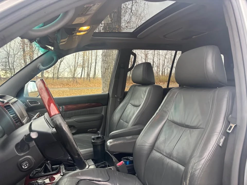2008 Lexus GX 1st Gen - Image 13 of 13