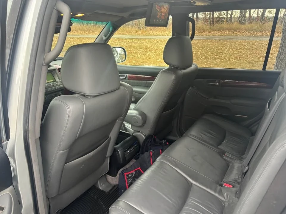 2008 Lexus GX 1st Gen - Image 5 of 13