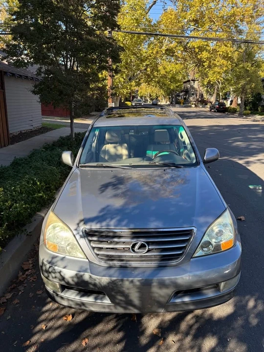 2008 Lexus GX 1st Gen - Image 4 of 12