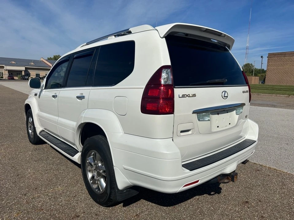 2008 Lexus GX 1st Gen - Image 3 of 18