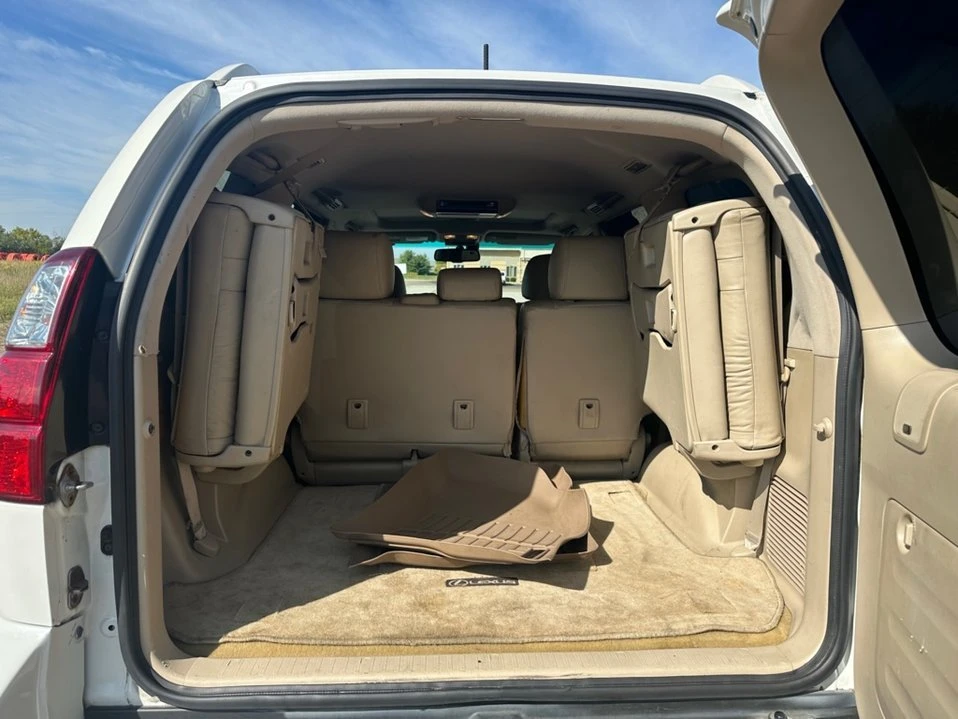 2008 Lexus GX 1st Gen - Image 12 of 18