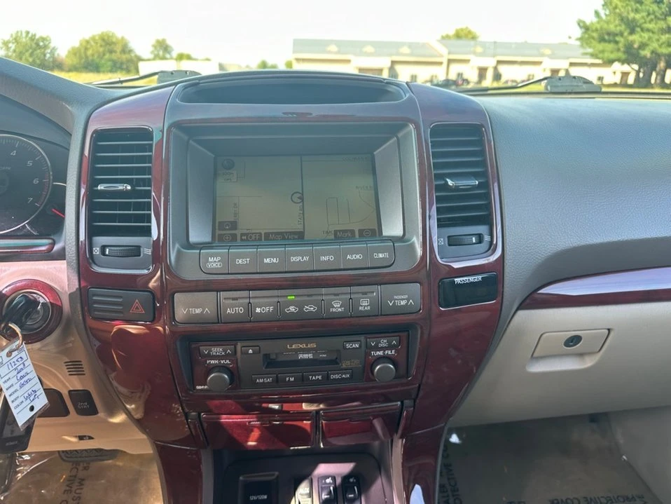 2008 Lexus GX 1st Gen - Image 15 of 18
