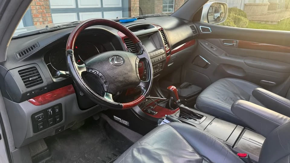 2008 Lexus GX 1st Gen - Image 12 of 18