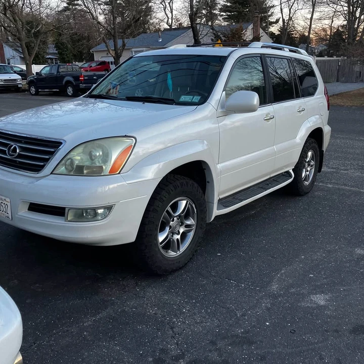 2008 Lexus GX 1st Gen - Image 3 of 4
