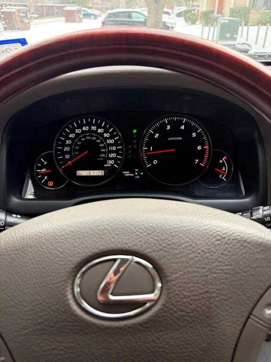 2008 Lexus GX 1st Gen - Image 6 of 17