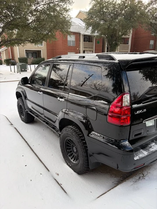 2008 Lexus GX 1st Gen - Image 8 of 17