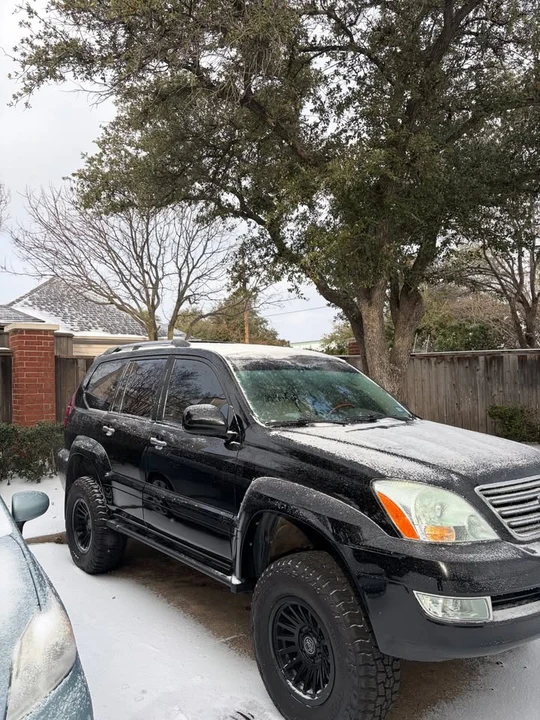 2008 Lexus GX 1st Gen - Image 10 of 17