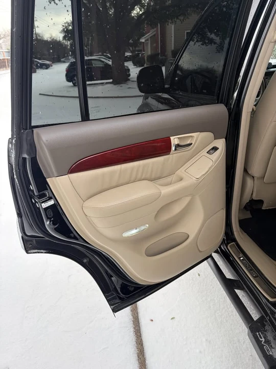 2008 Lexus GX 1st Gen - Image 15 of 17