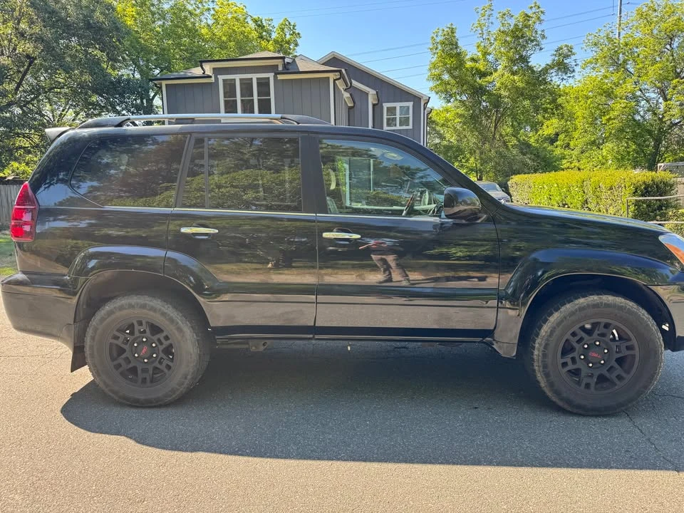 2008 Lexus GX 1st Gen - Image 8 of 9