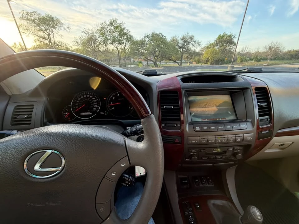 2008 Lexus GX 1st Gen - Image 19 of 20