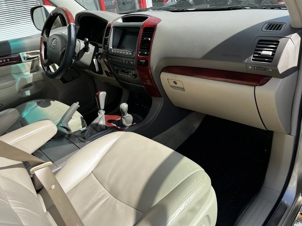 2008 Lexus GX 1st Gen - Image 15 of 20