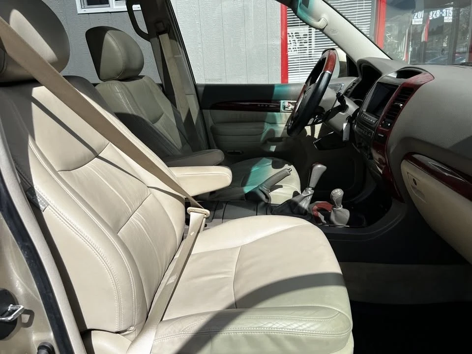 2008 Lexus GX 1st Gen - Image 17 of 20