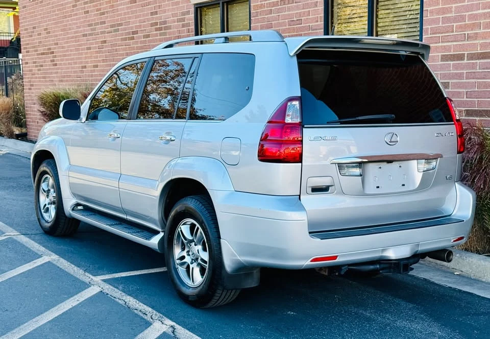 2008 Lexus GX 1st Gen - Image 4 of 14