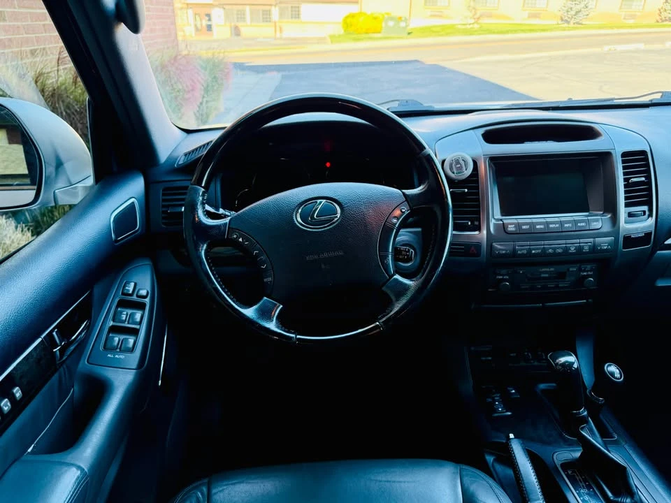 2008 Lexus GX 1st Gen - Image 12 of 14