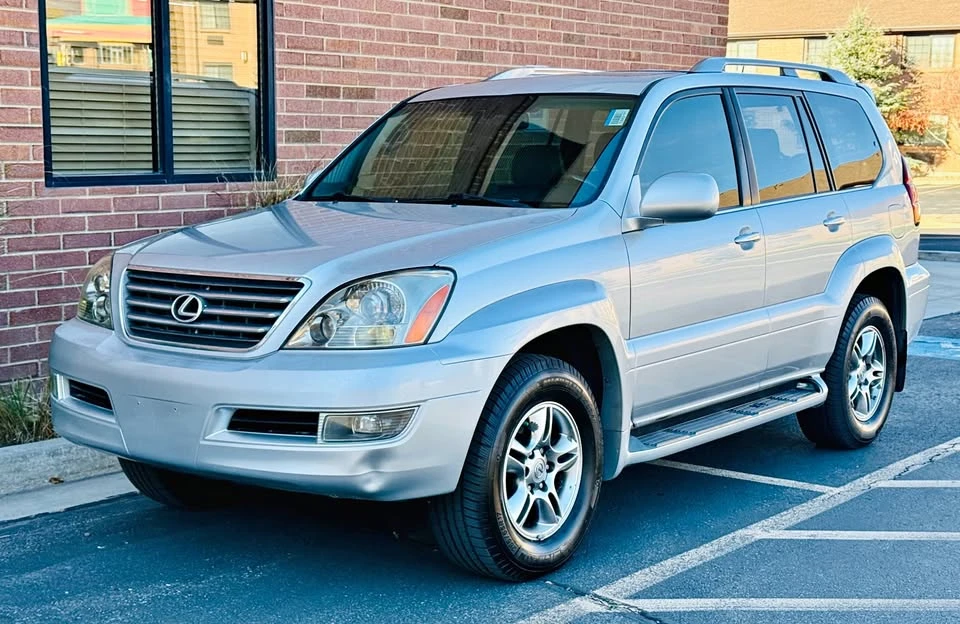 2008 Lexus GX 1st Gen - Image 2 of 14