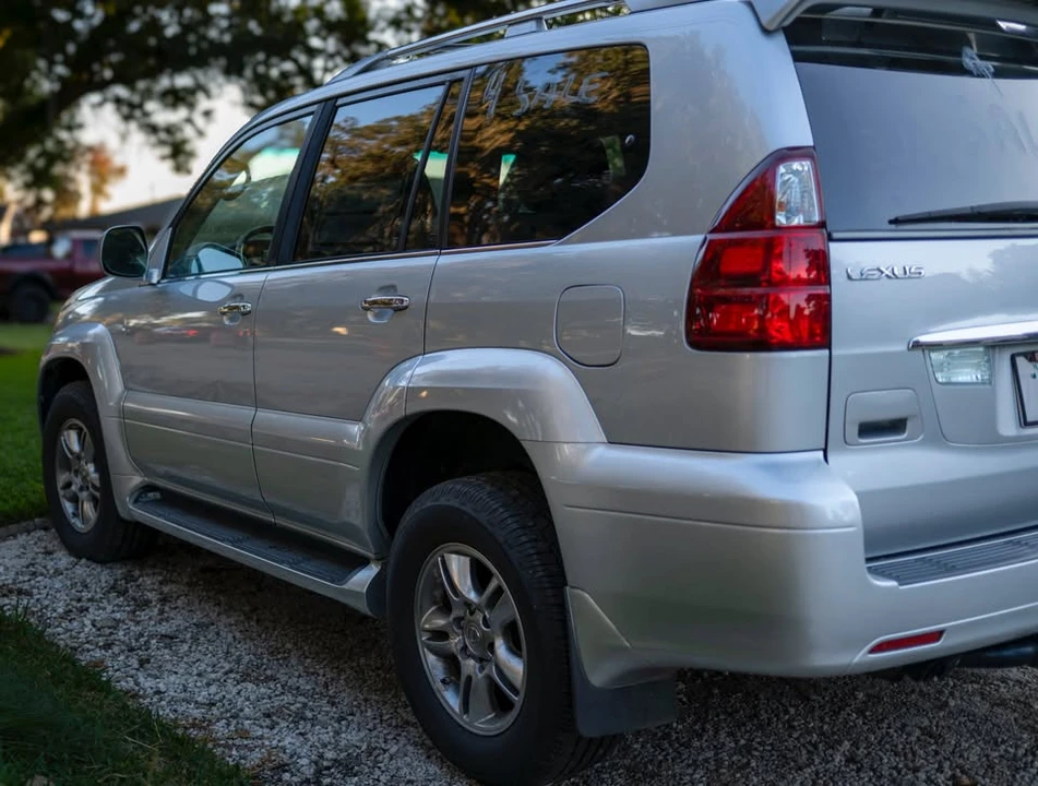 2008 Lexus GX 2nd Gen - Image 2 of 13