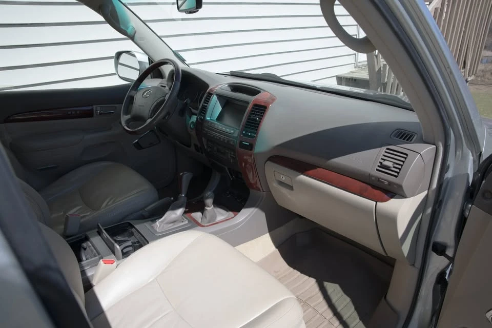 2008 Lexus GX 1st Gen - Image 18 of 20