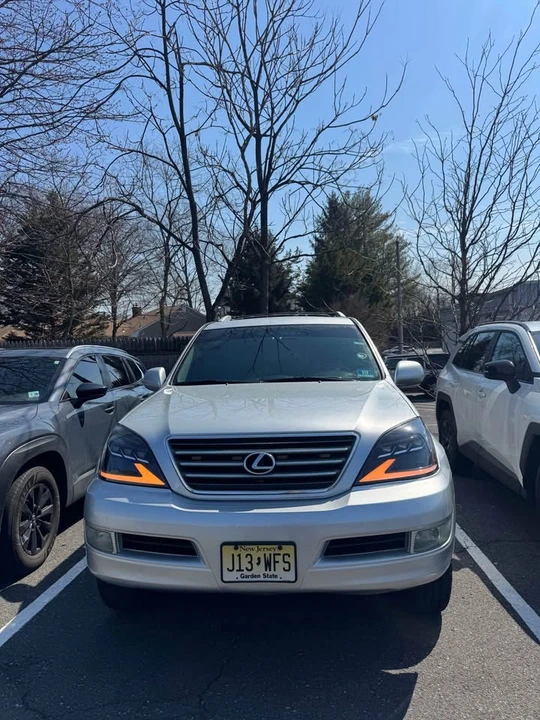 2008 Lexus GX 1st Gen - Image 3 of 4
