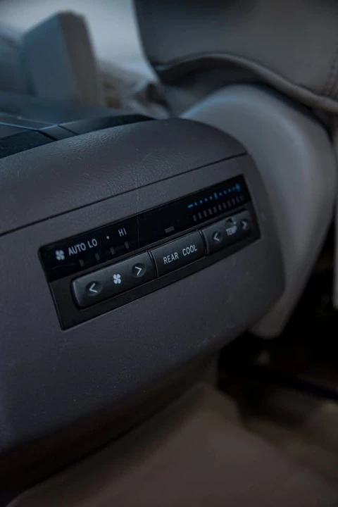 2008 Lexus GX 1st Gen - Image 10 of 20