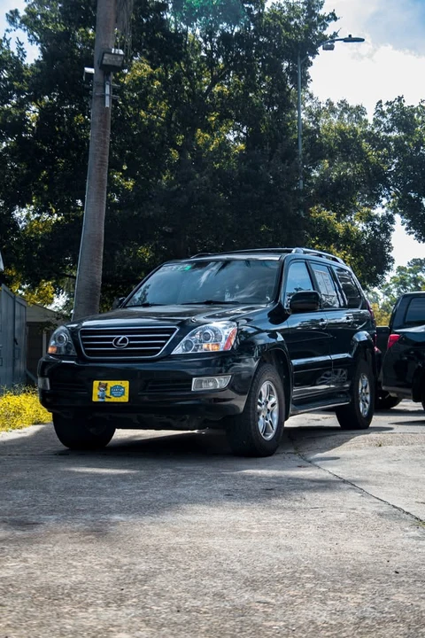2008 Lexus GX 1st Gen - Image 2 of 20