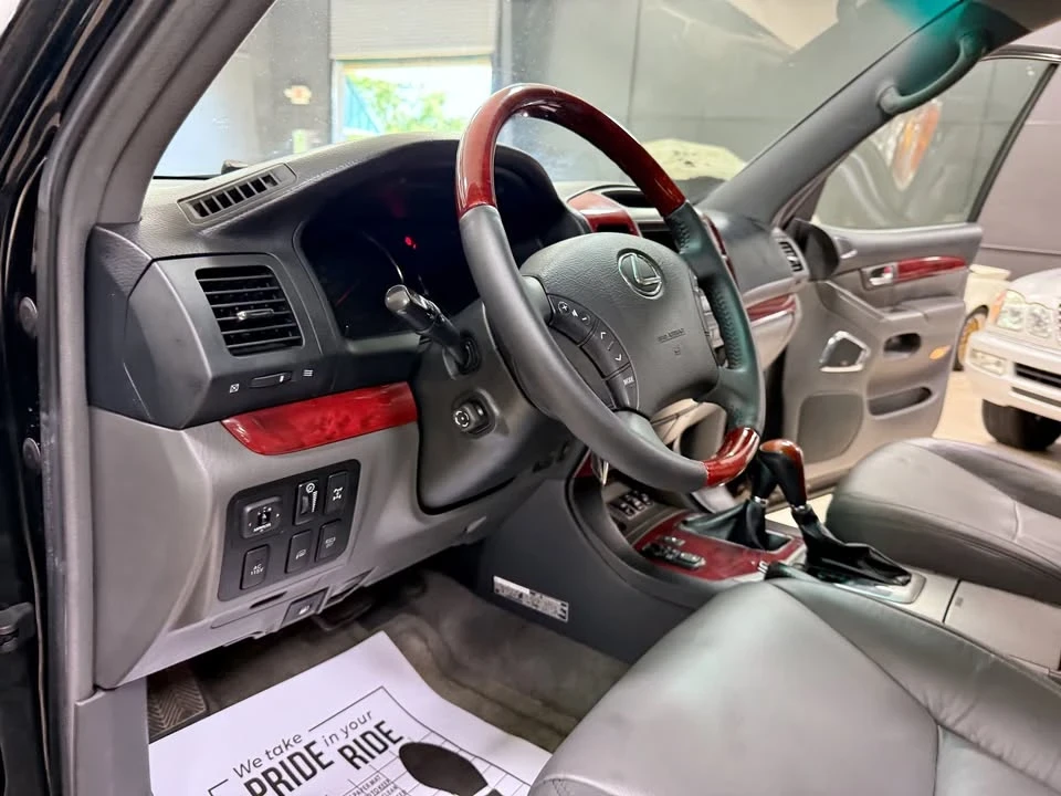 2008 Lexus GX 1st Gen - Image 12 of 18
