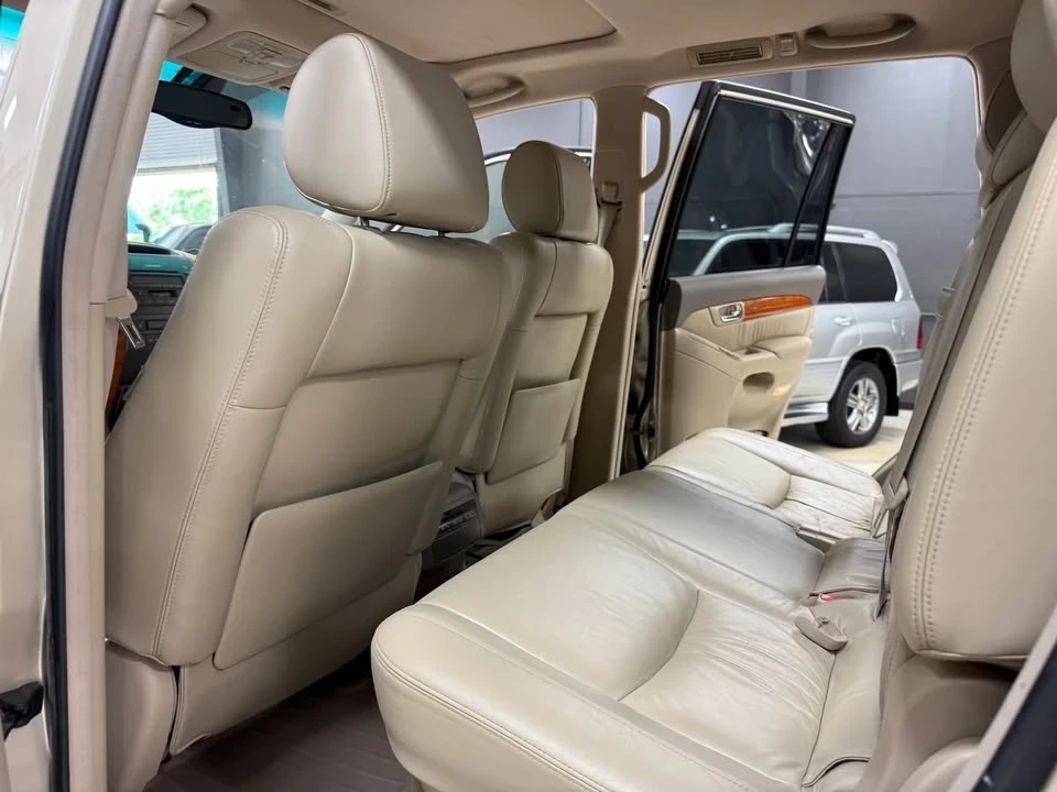2008 Lexus GX 1st Gen - Image 15 of 18