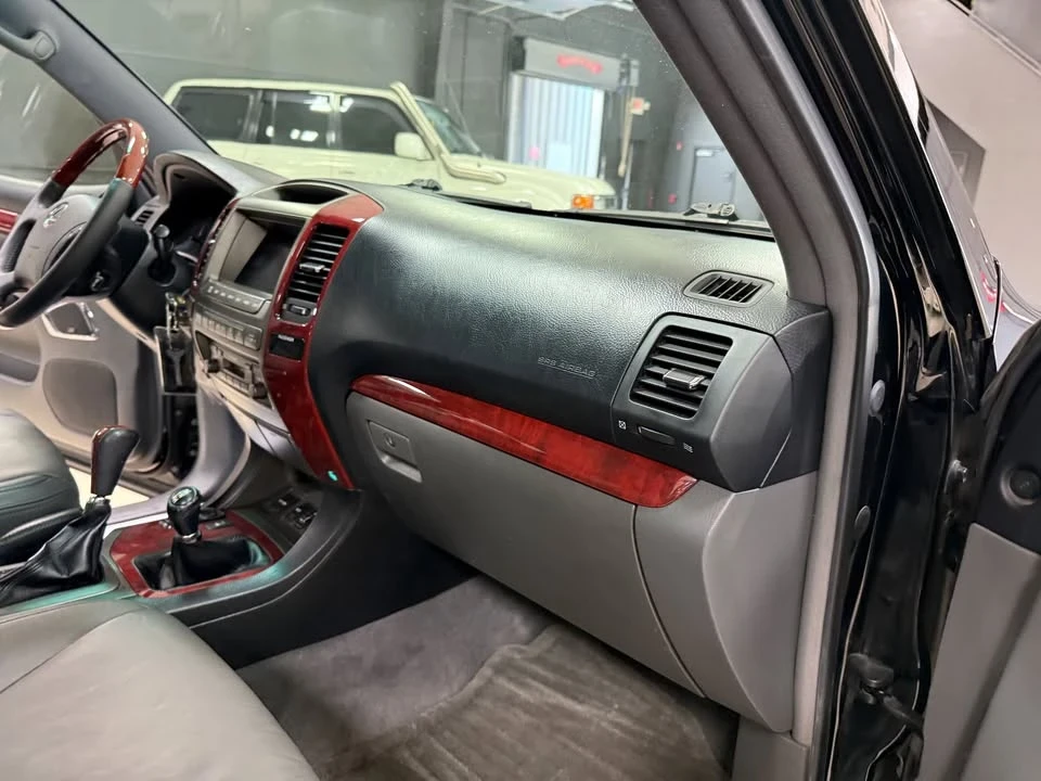 2008 Lexus GX 1st Gen - Image 16 of 18