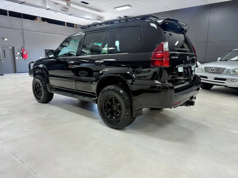 2008 Lexus GX 1st Gen - Image 11 of 18