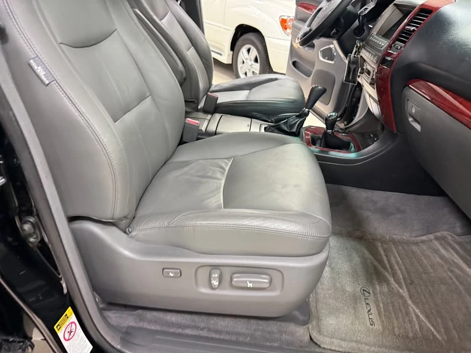 2008 Lexus GX 1st Gen - Image 15 of 18