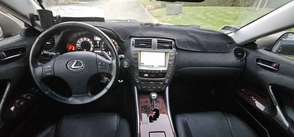 2008 Lexus IS 2nd Gen - Image 16 of 20