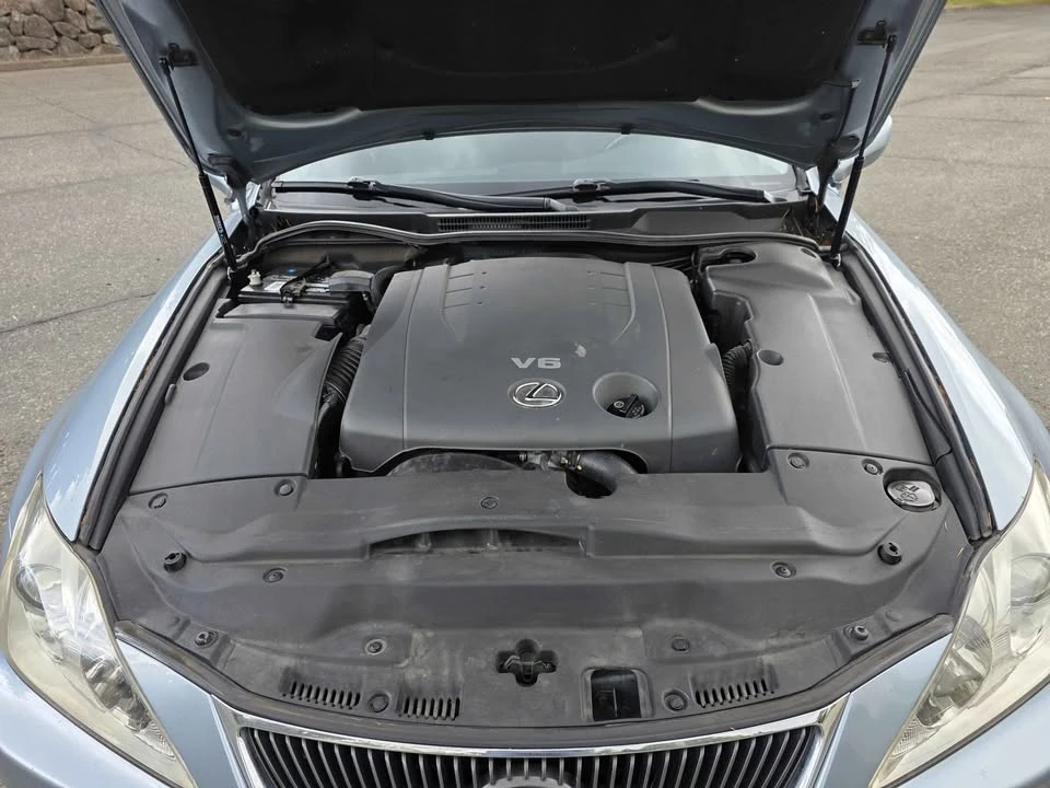 2008 Lexus IS 2nd Gen - Image 17 of 20