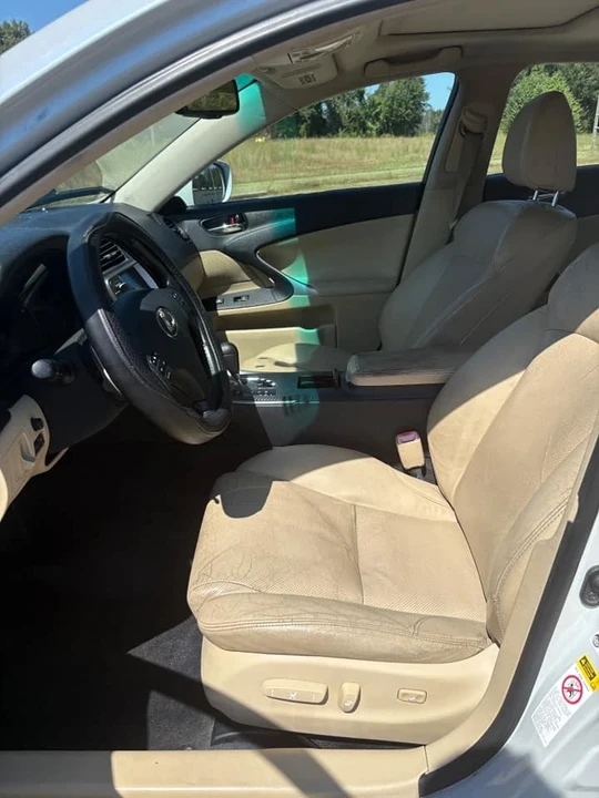 2008 Lexus IS 2nd Gen - Image 5 of 6