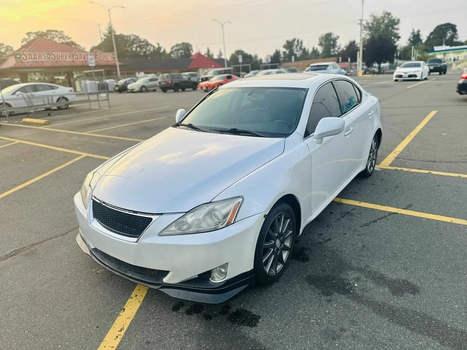 2008 Lexus IS 2nd Gen - Image 10 of 12