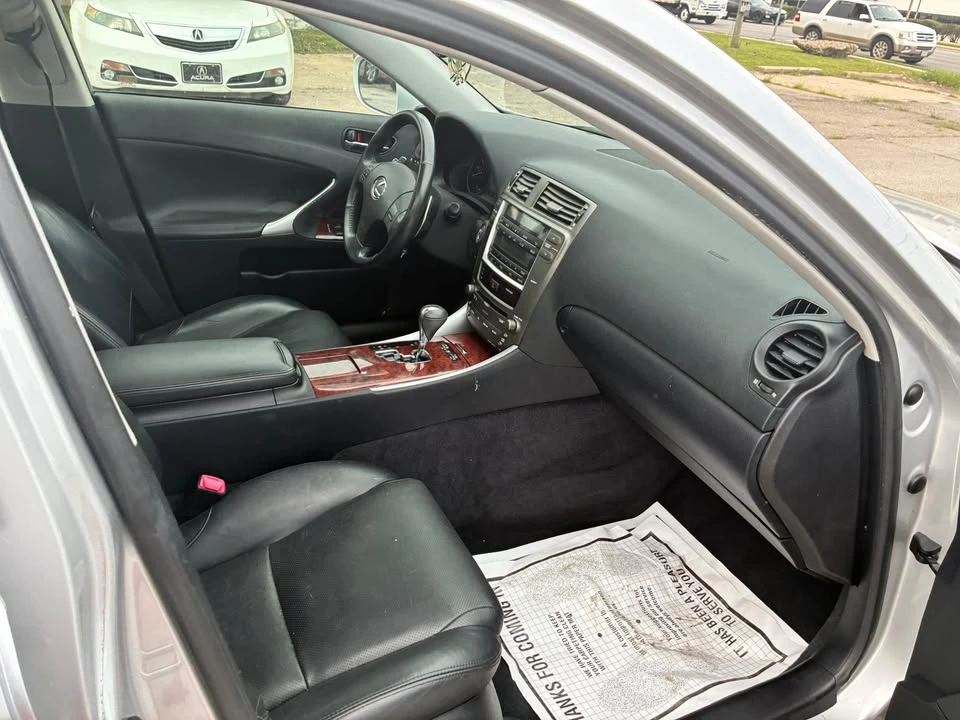 2008 Lexus IS 2nd Gen - Image 8 of 18