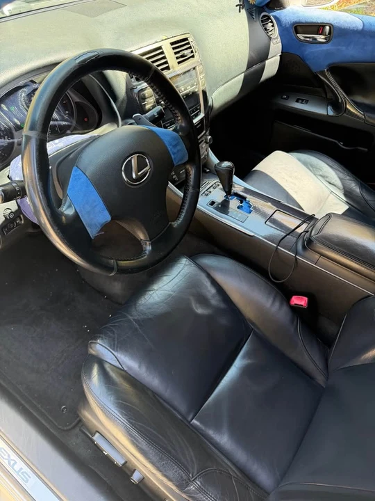 2008 Lexus IS 2nd Gen - Image 9 of 13