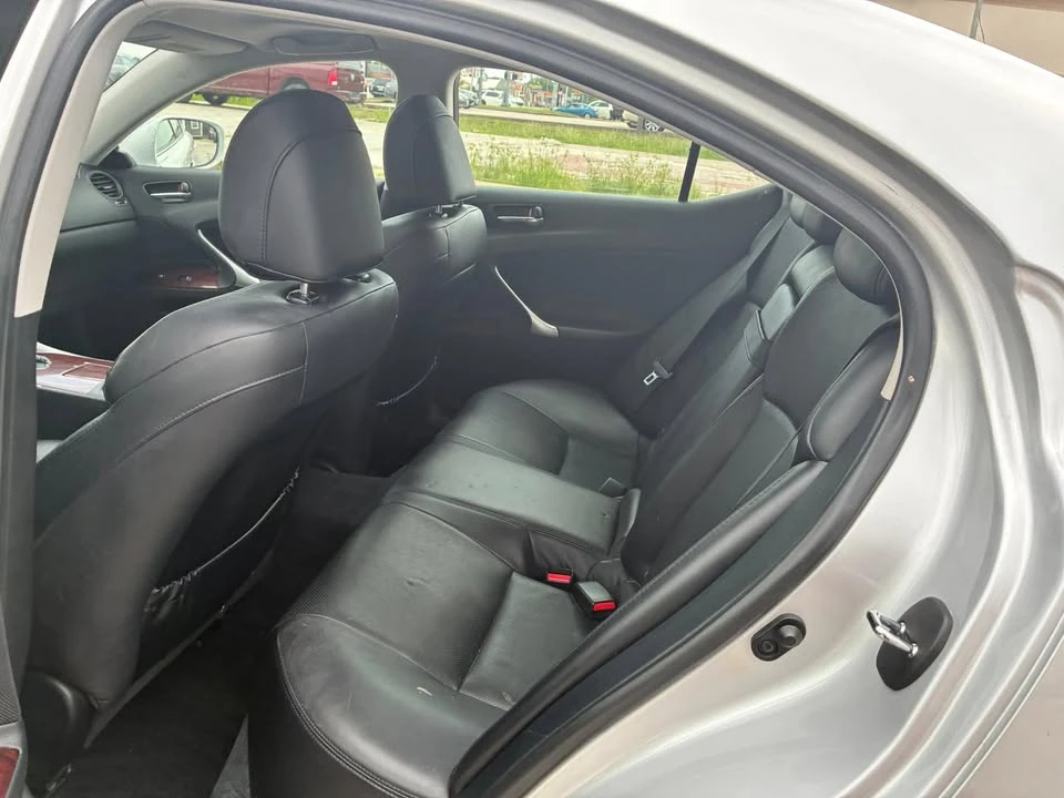 2008 Lexus IS 2nd Gen - Image 14 of 18