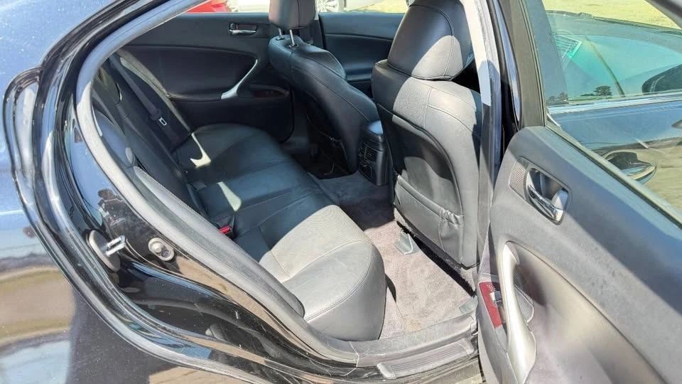 2008 Lexus IS 2nd Gen - Image 11 of 14