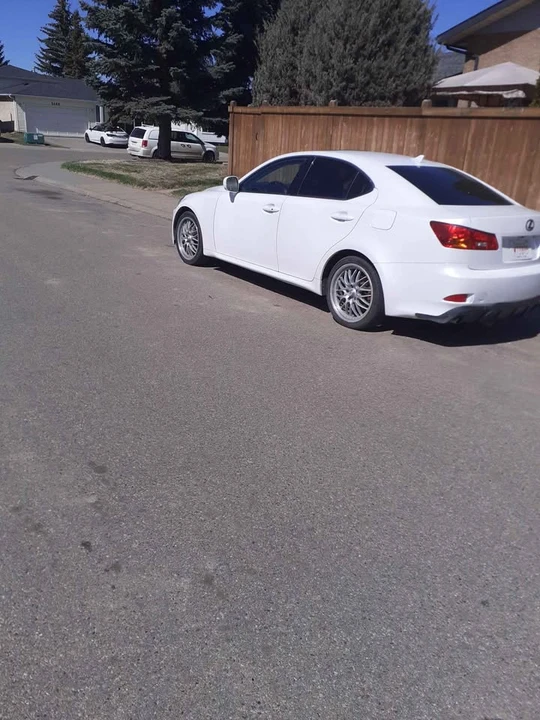 2008 Lexus IS - Image 3 of 5