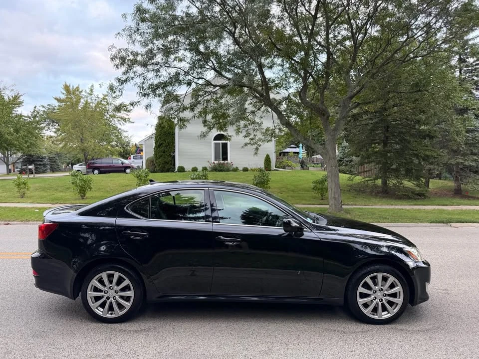 2008 Lexus IS 2nd Gen - Image 5 of 10