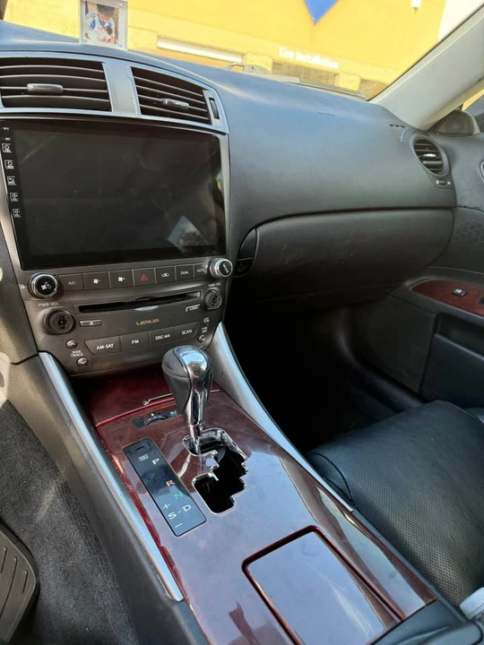 2008 Lexus IS 2nd Gen - Image 5 of 7