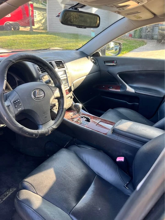2008 Lexus IS 2nd Gen - Image 5 of 9