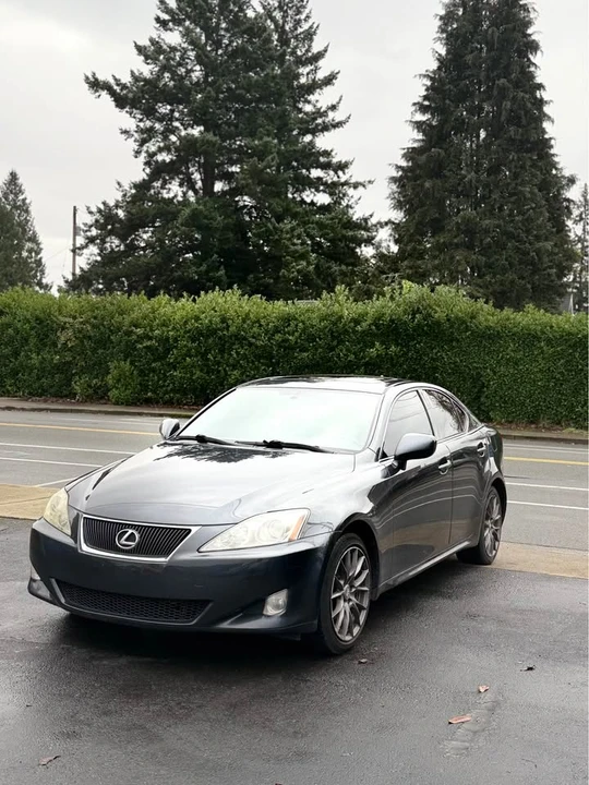 2008 Lexus IS 2nd Gen - Image 3 of 10