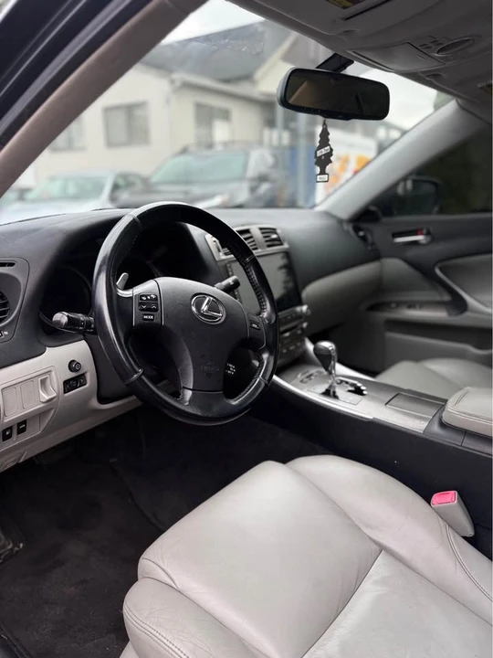 2008 Lexus IS 2nd Gen - Image 9 of 10