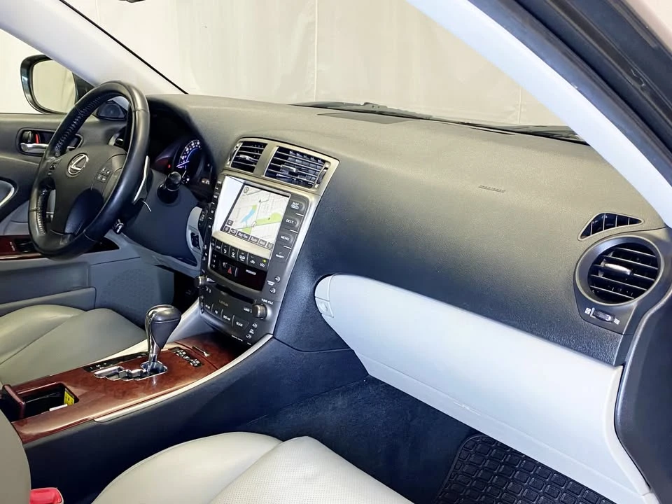 2008 Lexus IS 2nd Gen - Image 13 of 19