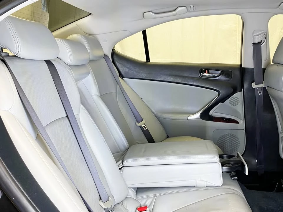 2008 Lexus IS 2nd Gen - Image 14 of 19