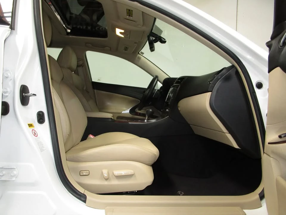 2008 Lexus IS 2nd Gen - Image 12 of 20