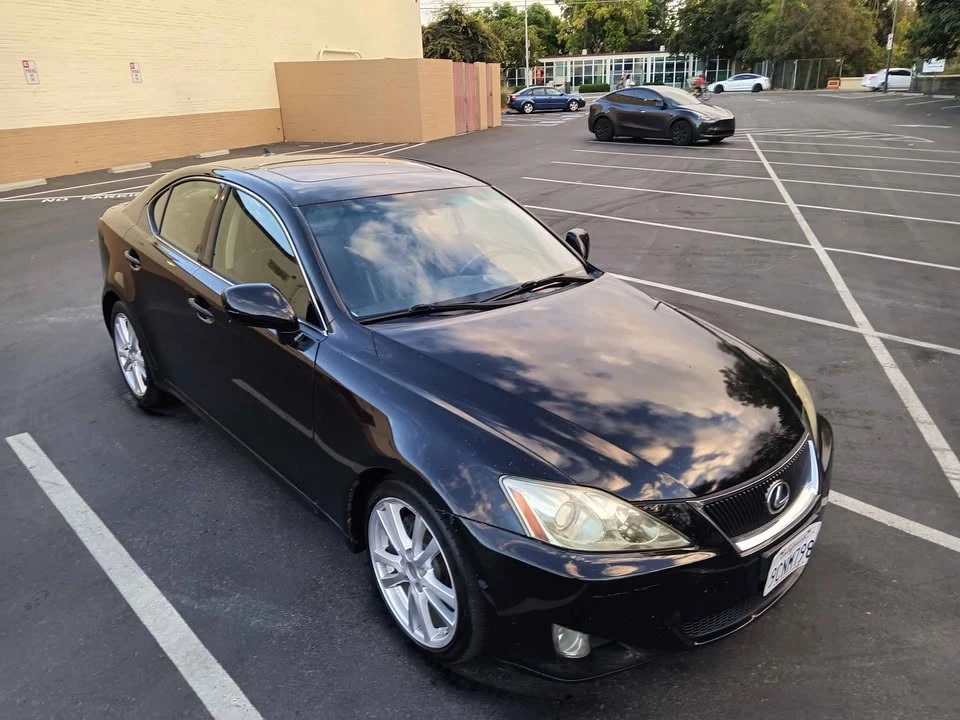 2008 Lexus IS 2nd Gen - Image 18 of 19